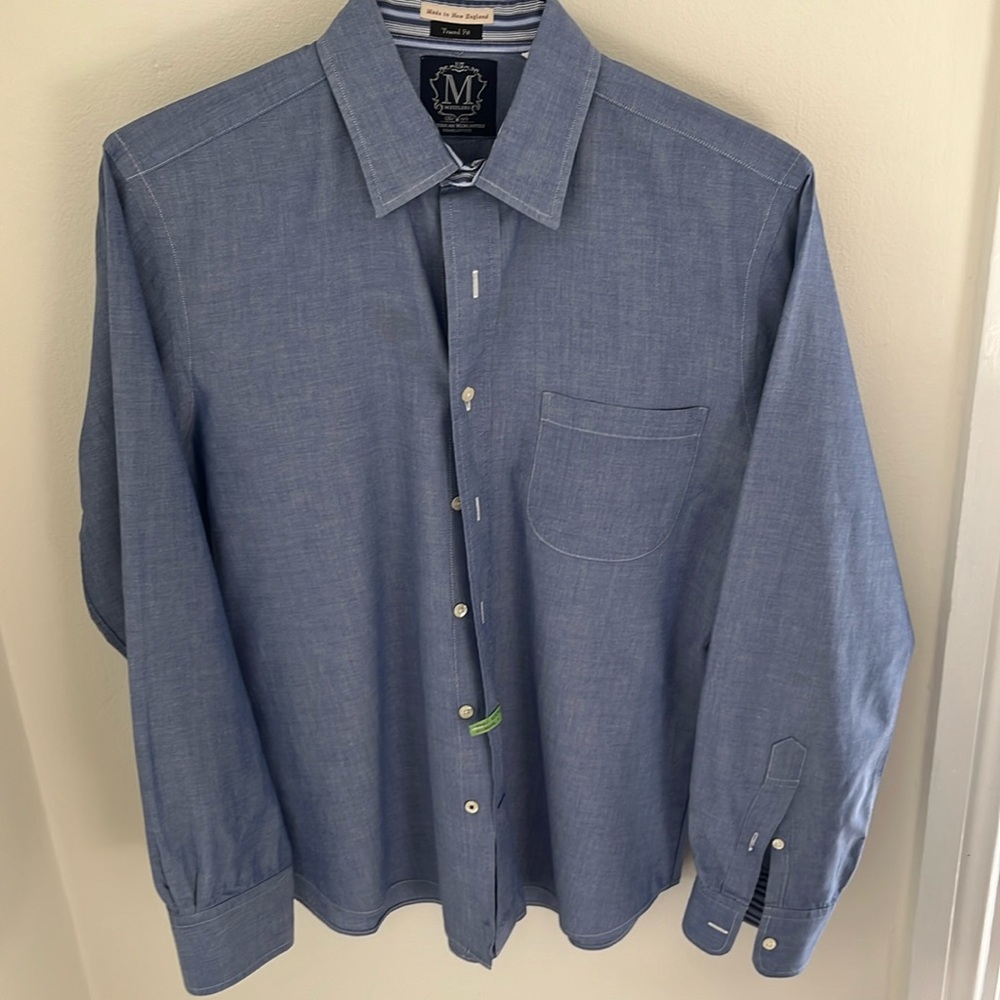 Men’s Chambray Dress Shirt